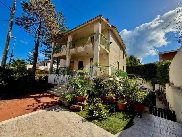 Villa in vendita a Palermo PA