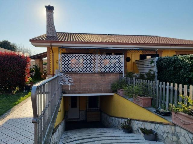 Villa in vendita a Palestrina RM