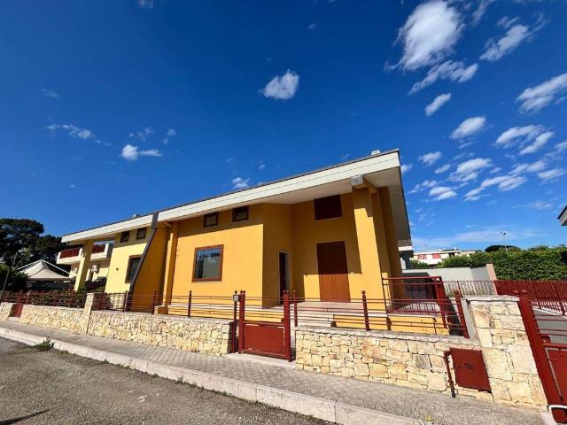 Villa in vendita a Palo del Colle BA