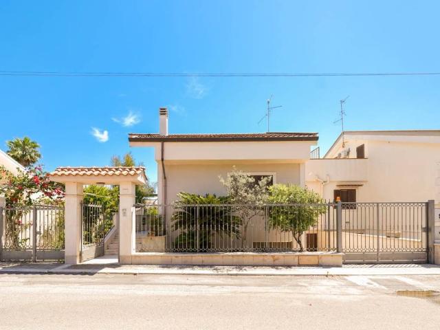 Villa in vendita a Palo del Colle BA