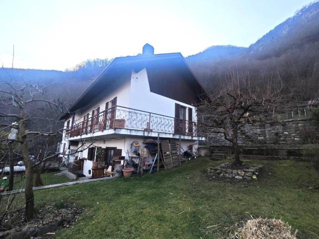 Casa indipendente in vendita a Pallanzeno VB