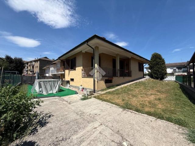 Villa in vendita a Pandino CR
