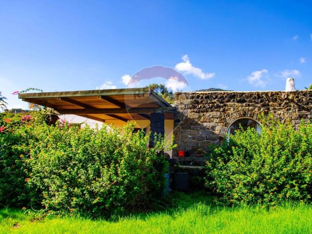Villa in vendita a Pantelleria TP