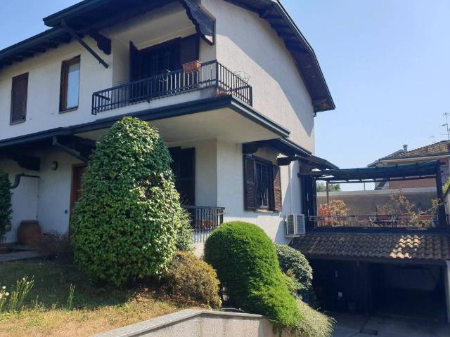 Villa in vendita a Parabiago MI