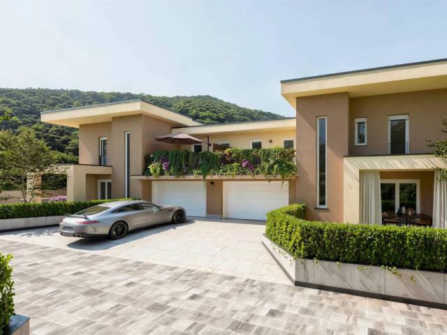 Villa in vendita a Paratico BS