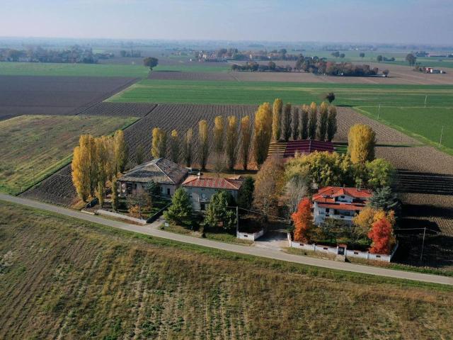 Villa in vendita a Parma