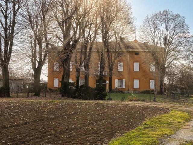Villa in vendita a Parma PR