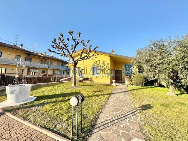 Villa in vendita a Pastrengo VR