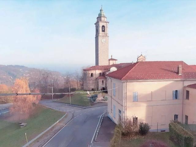 Villa in vendita a Pettinengo BI