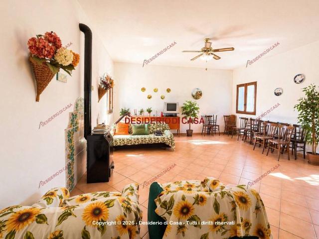 Villa in vendita a Pettineo ME