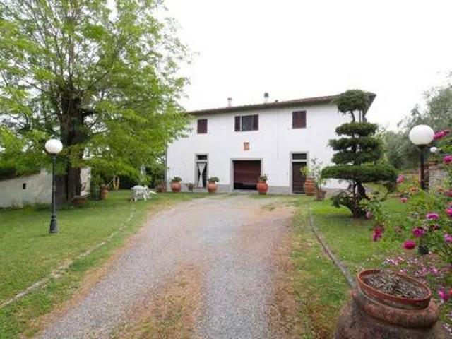 Villa in vendita a Peccioli PI