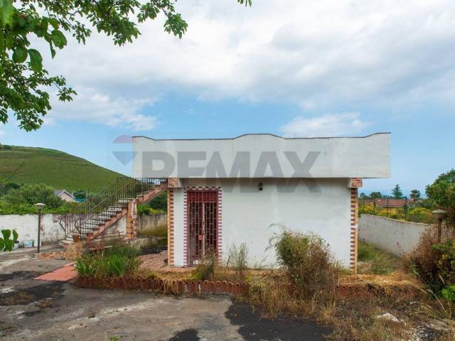 Villa in vendita a Pedara CT