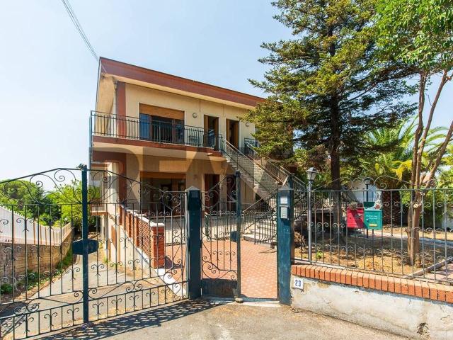 Villa in vendita a Pedara