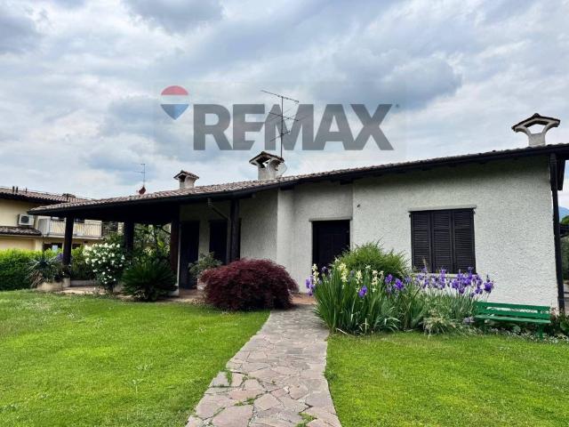 Villa in vendita a Pedrengo BG