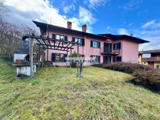 Villa in vendita a Peia BG