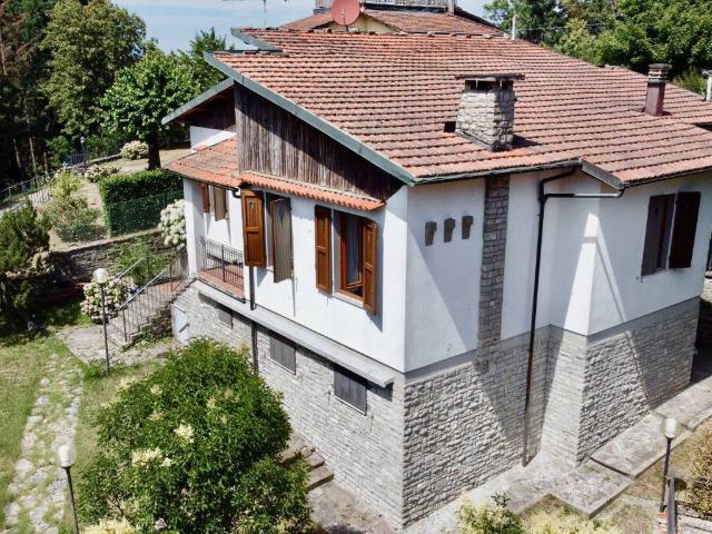 Villa in vendita a Pelago FI