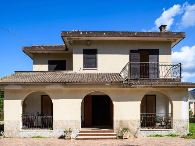 Villa in vendita a Pellezzano SA