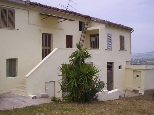 Villa in vendita a Penne PE