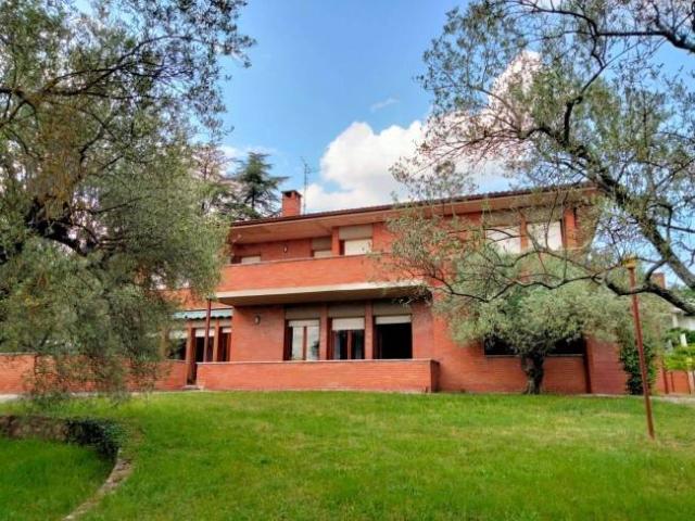 Villa in vendita a Perugia PG
