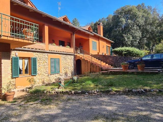 Villa in vendita a Perugia PG