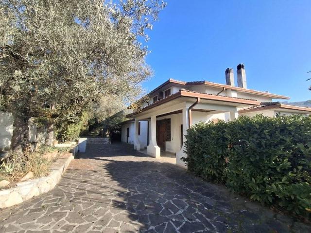 Villa in vendita a Perugia PG