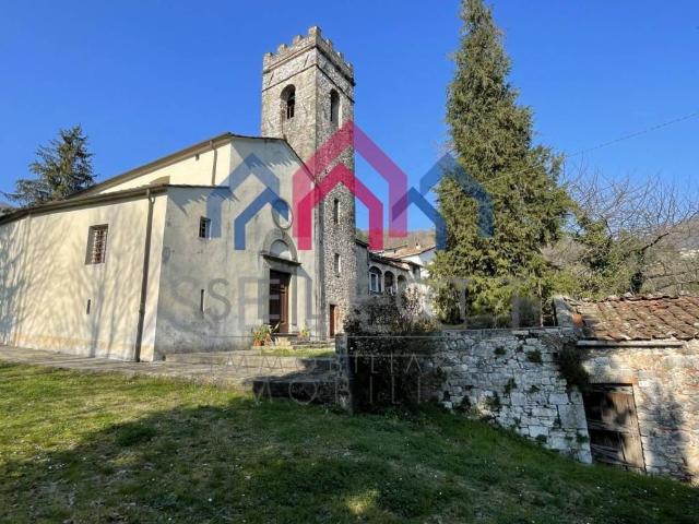 Villa in vendita a Pescaglia LU