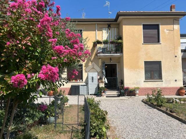 Villa in vendita a Peschiera del Garda VR