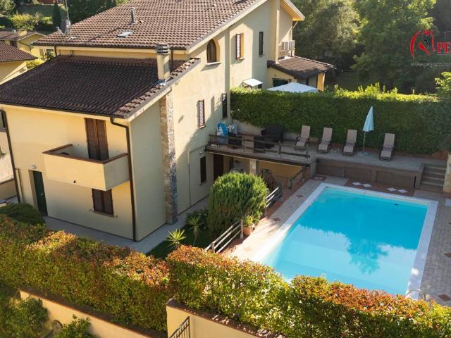 Villa in vendita a Pescia PT