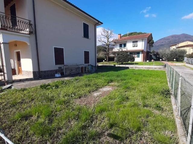 Villa in vendita a Pescia PT