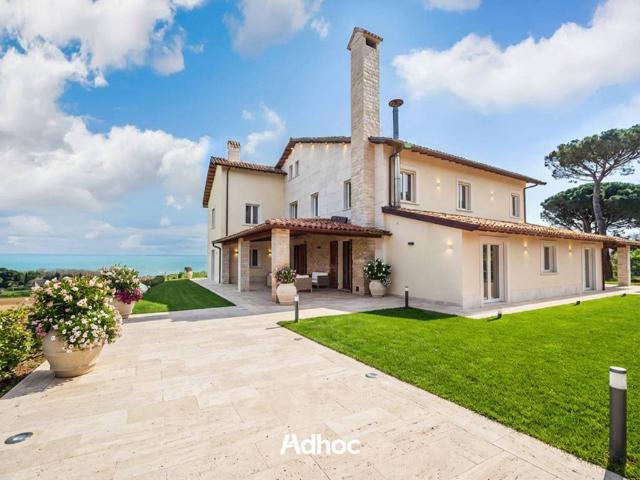 Villa in vendita a Pesaro PU