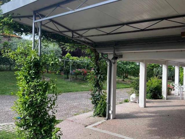 Villa in vendita a Pesaro PU