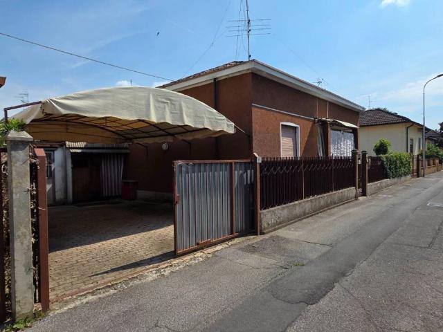 Villa in vendita a Pizzighettone CR