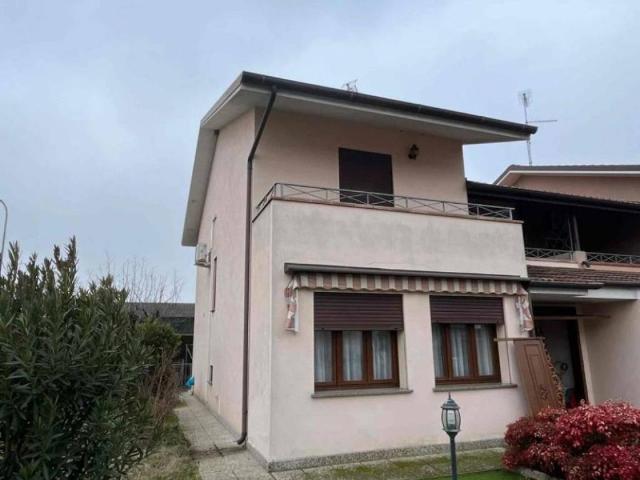 Villa in vendita a Piacenza d'Adige PD