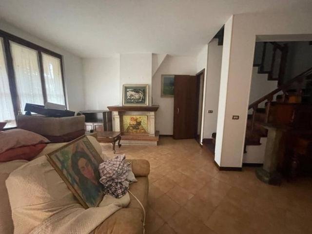 Villa in vendita a Piacenza PC