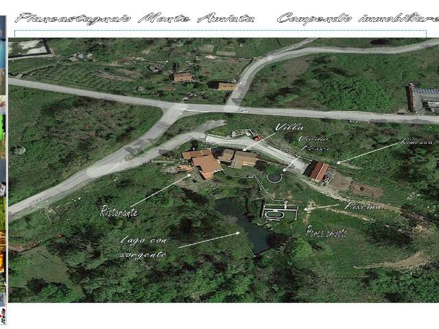 VILLA in VENDITA a PIANCASTAGNAIO di 12 vani