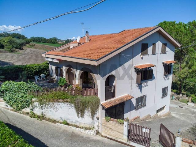 Villa in vendita a Pianella