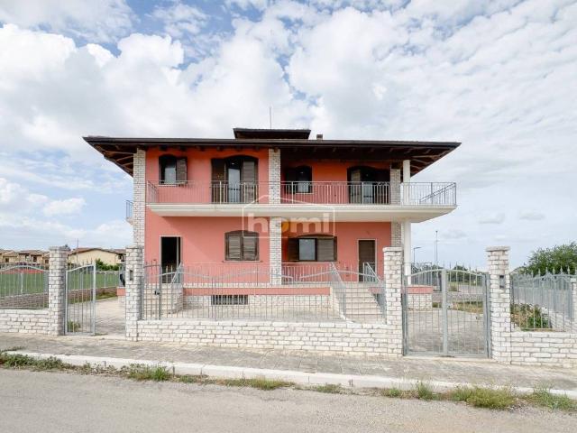 Villa in vendita a Pianella PE