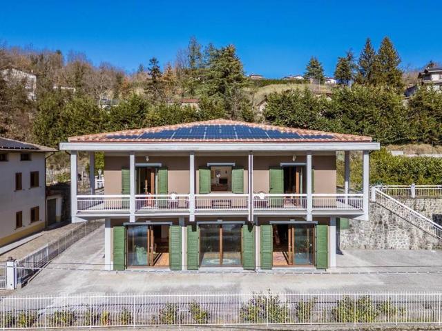 Villa in vendita a Piazza al Serchio LU