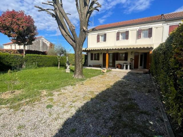 Villa in vendita a Piazzola sul Brenta PD