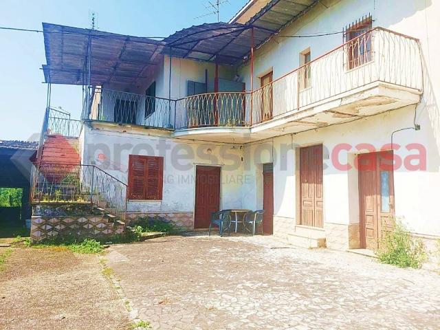 Villa in vendita a Piedimonte San Germano FR