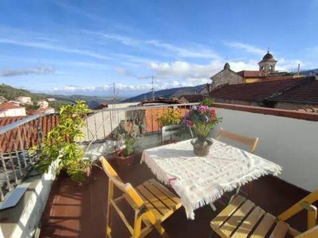 Villa in vendita a Pietrabruna IM