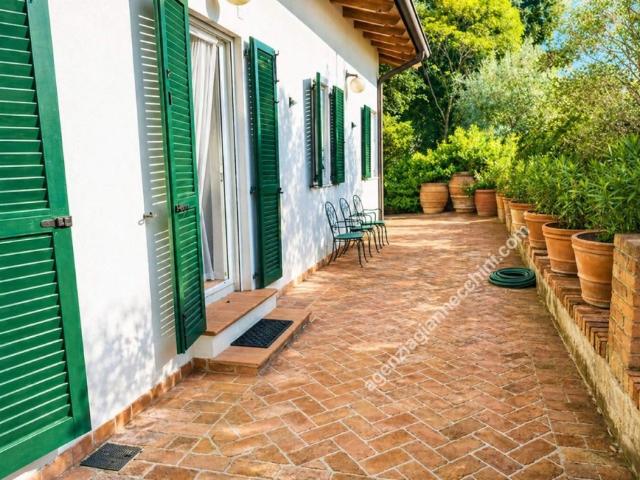 Villa in vendita a Pietrasanta