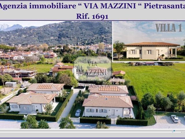 Villa in vendita a Pietrasanta