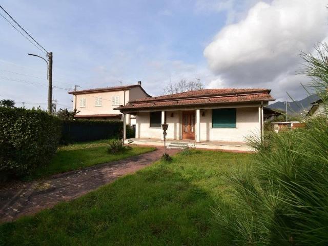 Villa in vendita a Pietrasanta