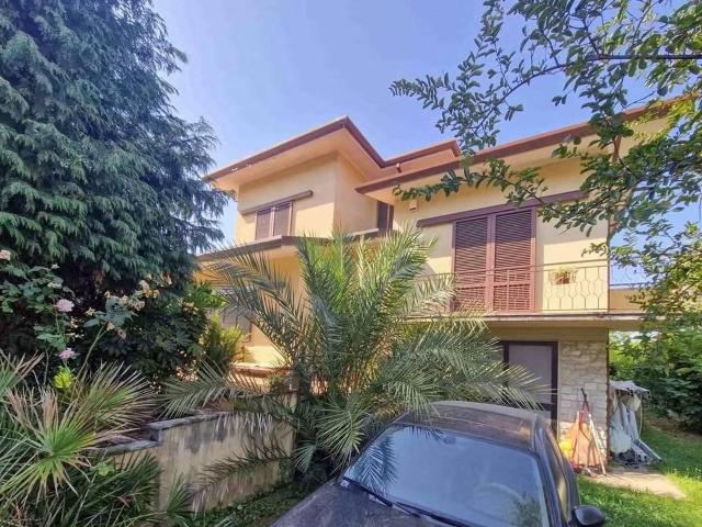Villa in vendita a Pietrasanta
