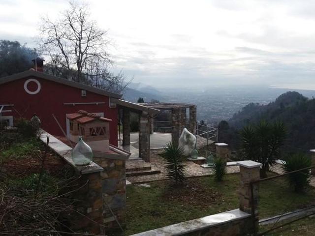 Villa in vendita a Pietrasanta