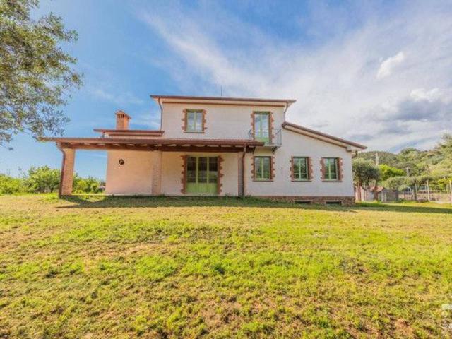 Villa in vendita a Pietrasanta