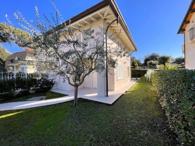 Villa in vendita a Pietrasanta LU