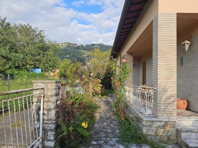 Villa in vendita a Pietrasanta LU
