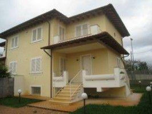 Villa in vendita a Pietrasanta LU